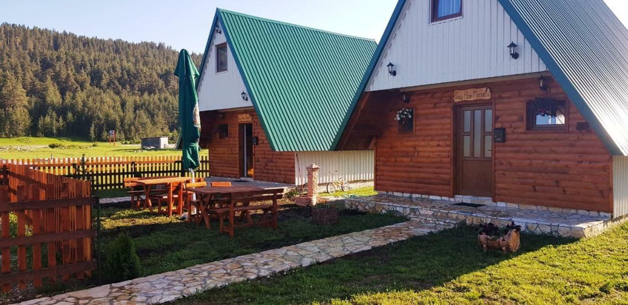 Family Home Mikovic Žabljak Exteriör bild